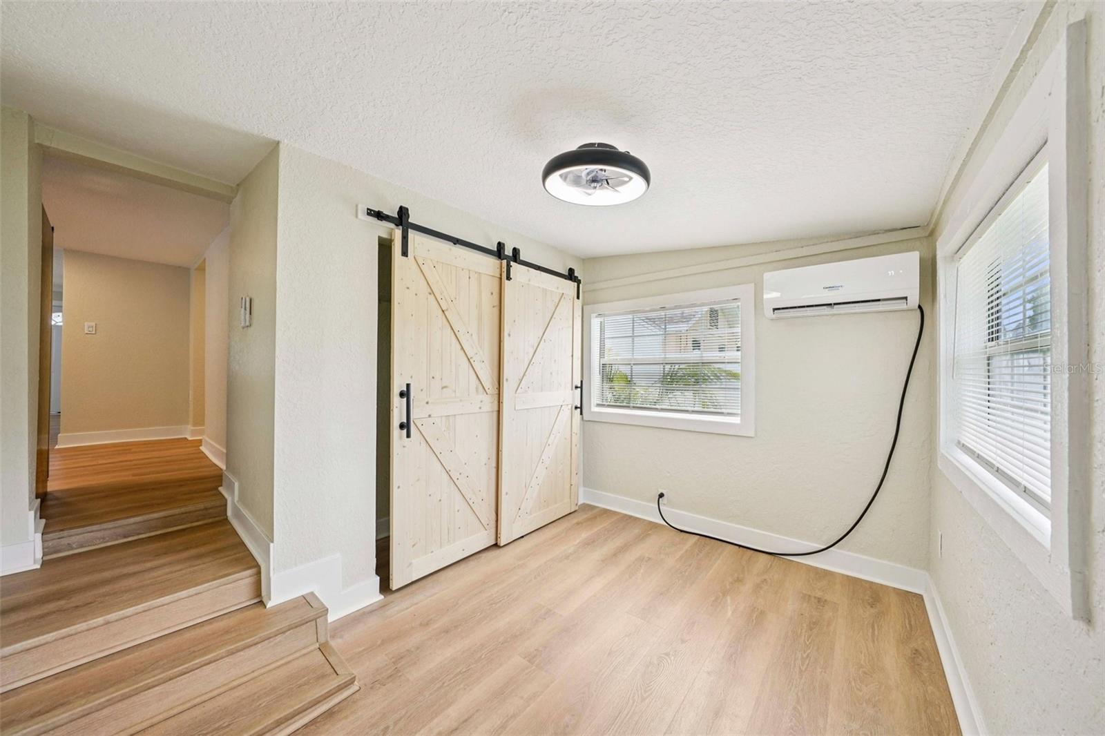 WEST BURNSIDE AT LEALMAN - Residential