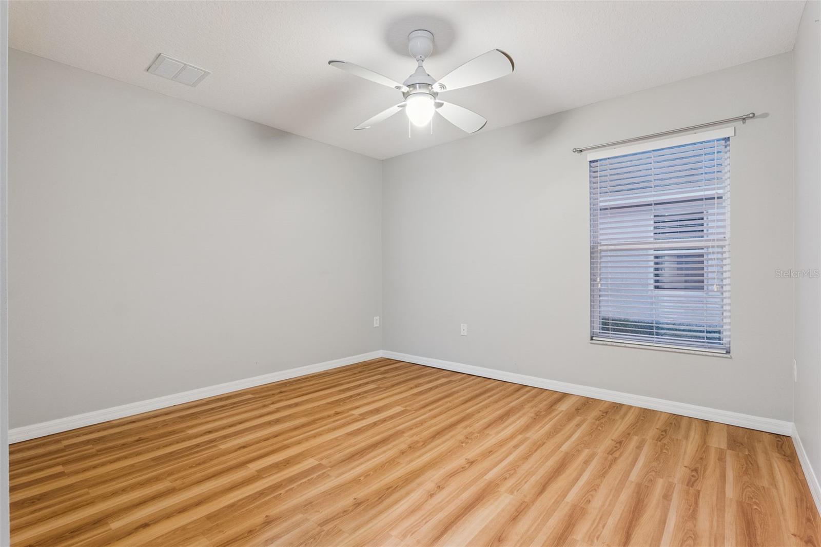 BRISTOL COVE/DEER CRK PH 01 - Residential