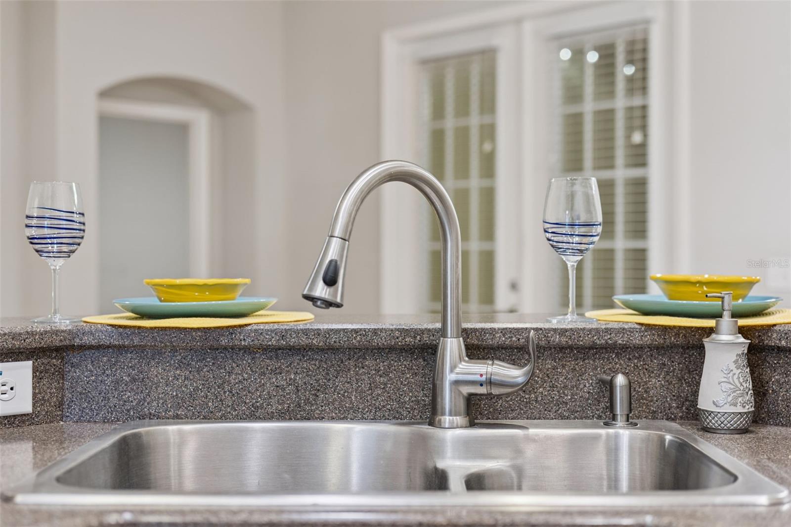 BRISTOL COVE/DEER CRK PH 01 - Residential