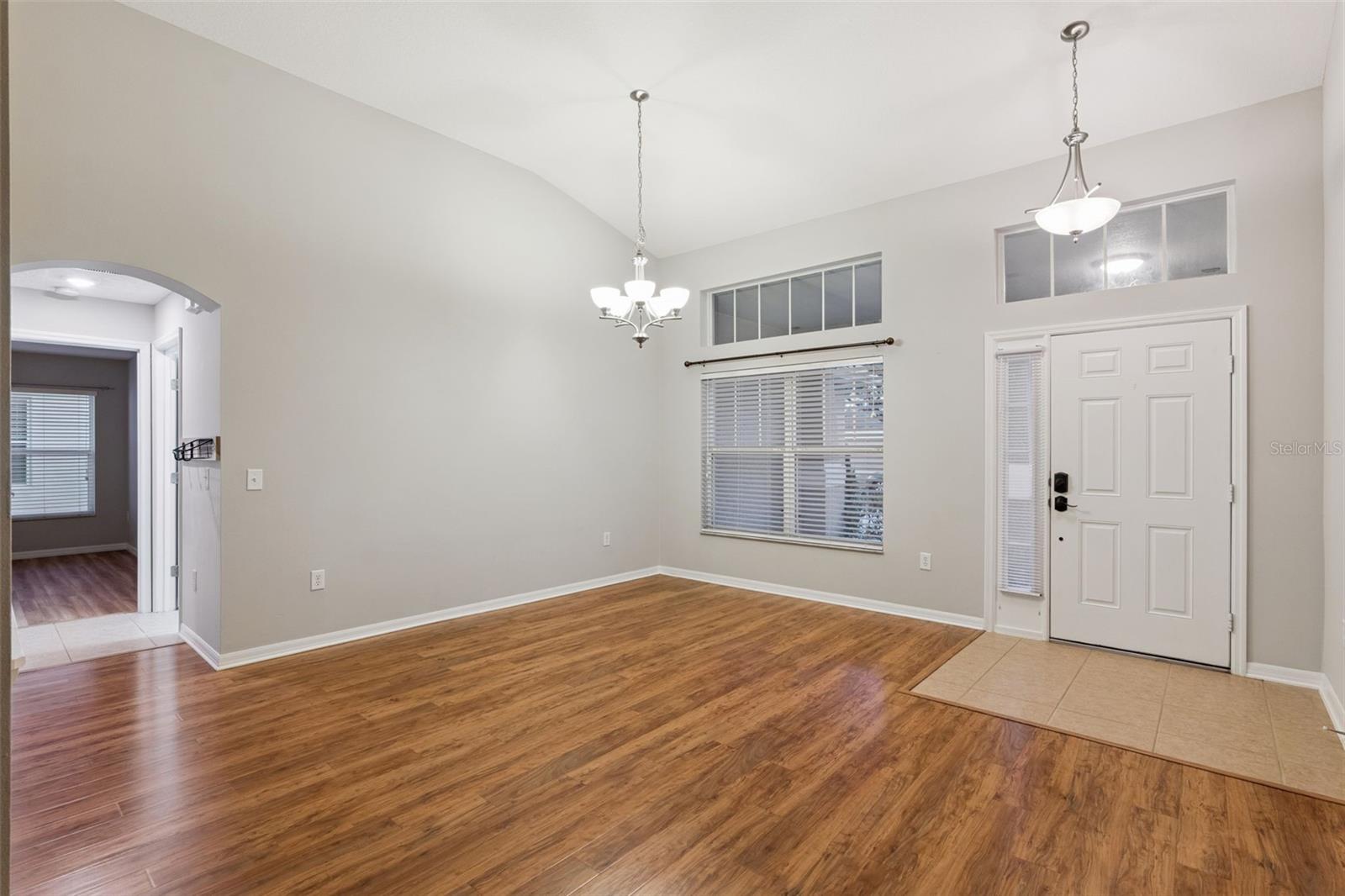 BRISTOL COVE/DEER CRK PH 01 - Residential