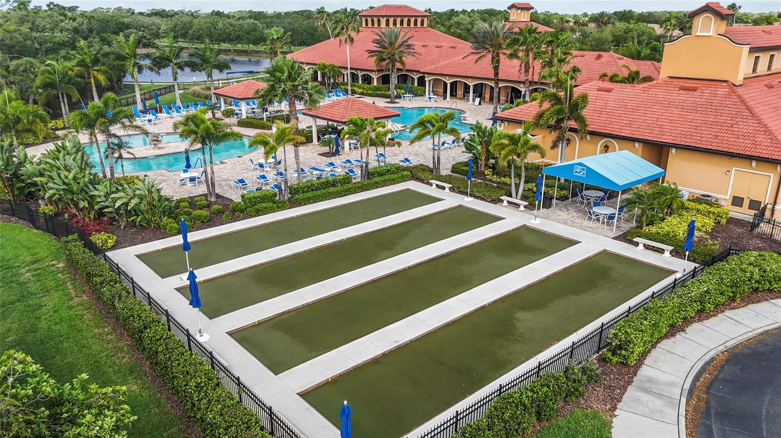 VENETIAN FALLS PH 2 - Residential