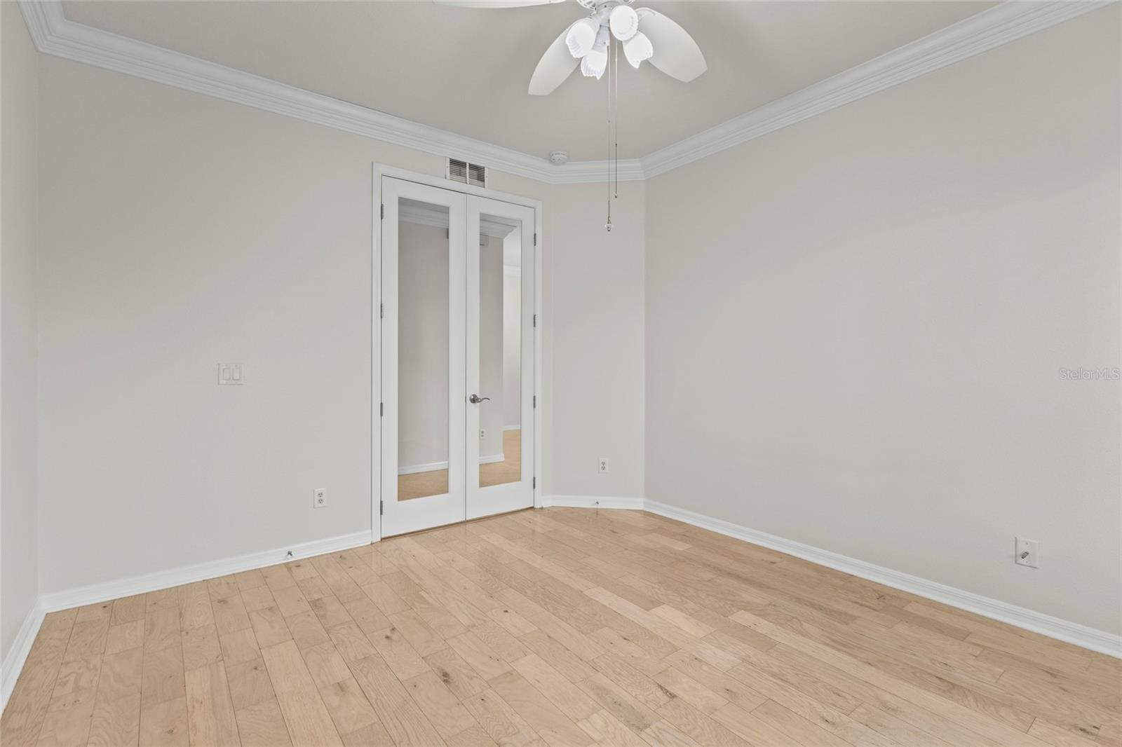 VENETIAN FALLS PH 2 - Residential