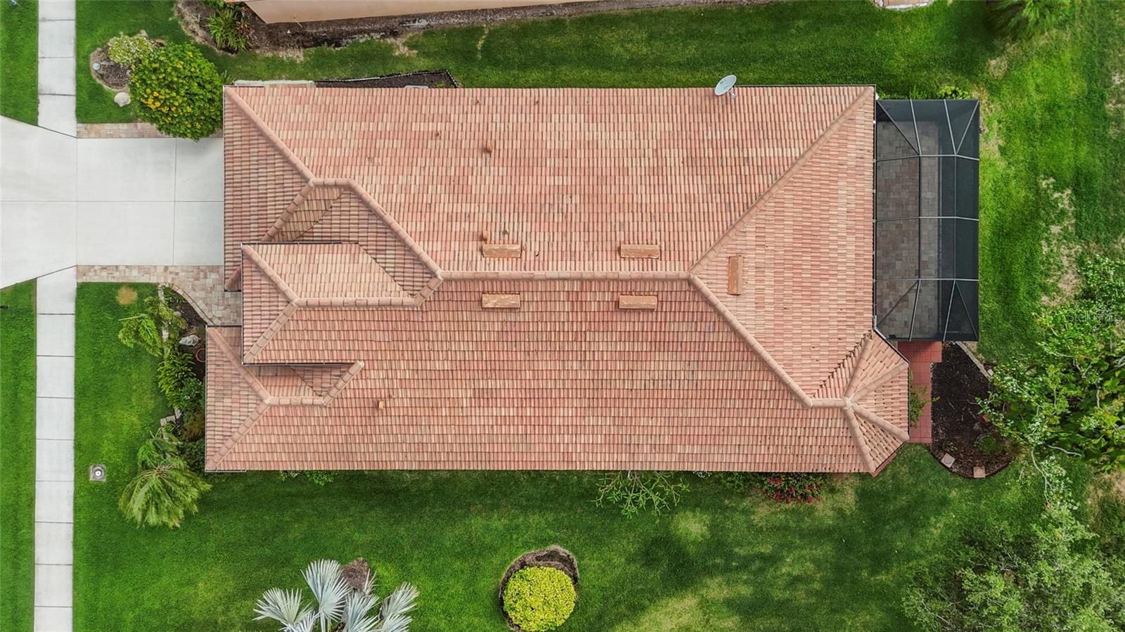 VENETIAN FALLS PH 2 - Residential