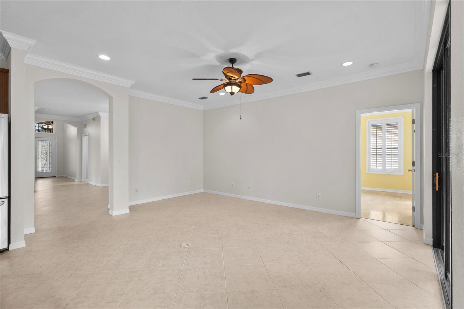 VENETIAN FALLS PH 2 - Residential