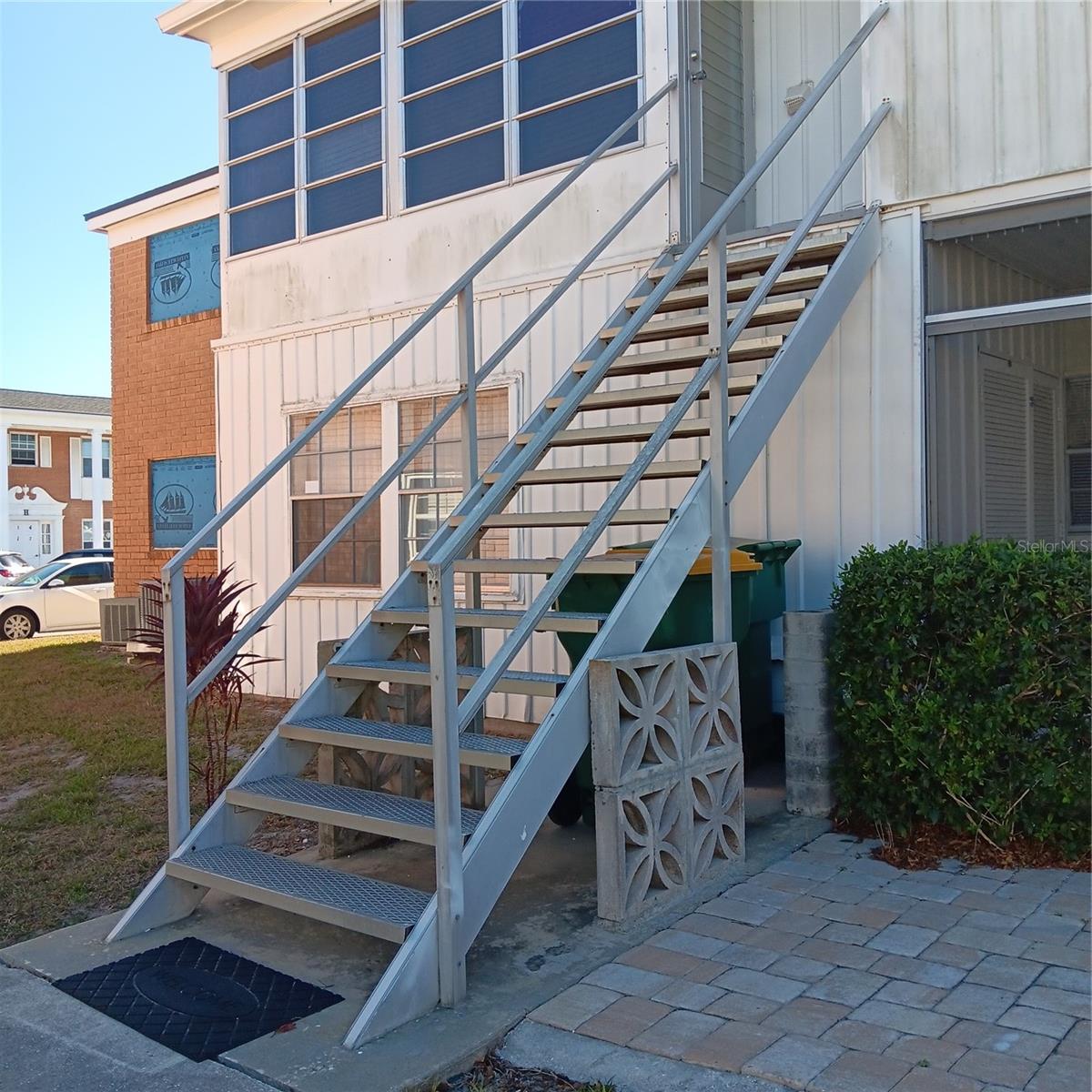 MARIA MANOR - Residential