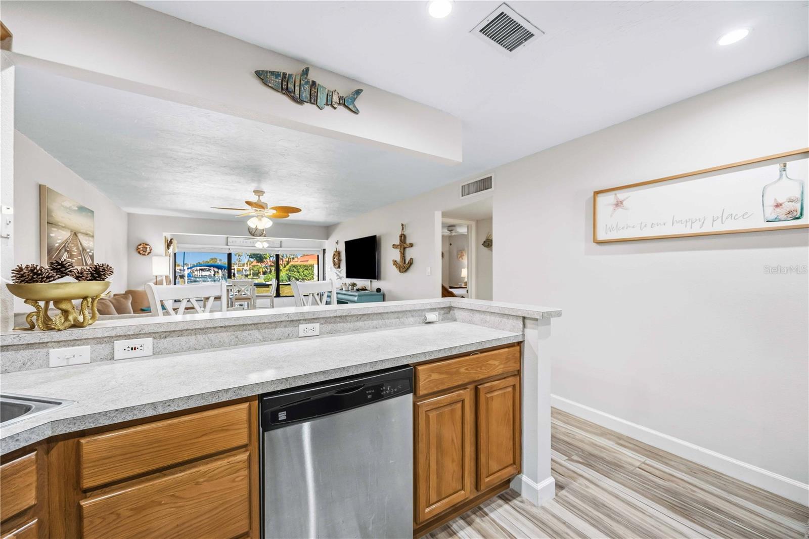 PALMA SOLA HARBOUR SEC 1 - Residential