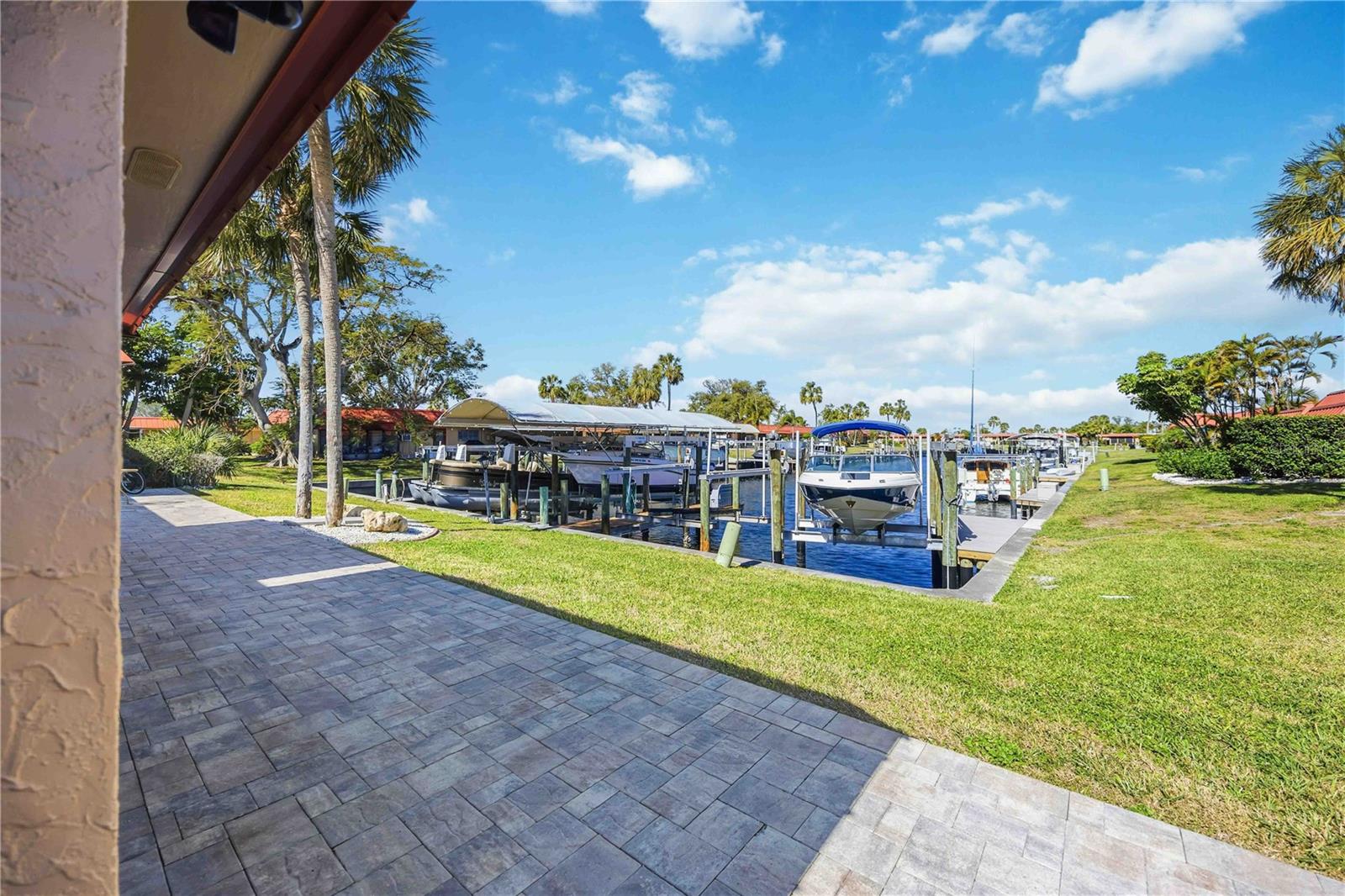 PALMA SOLA HARBOUR SEC 1 - Residential