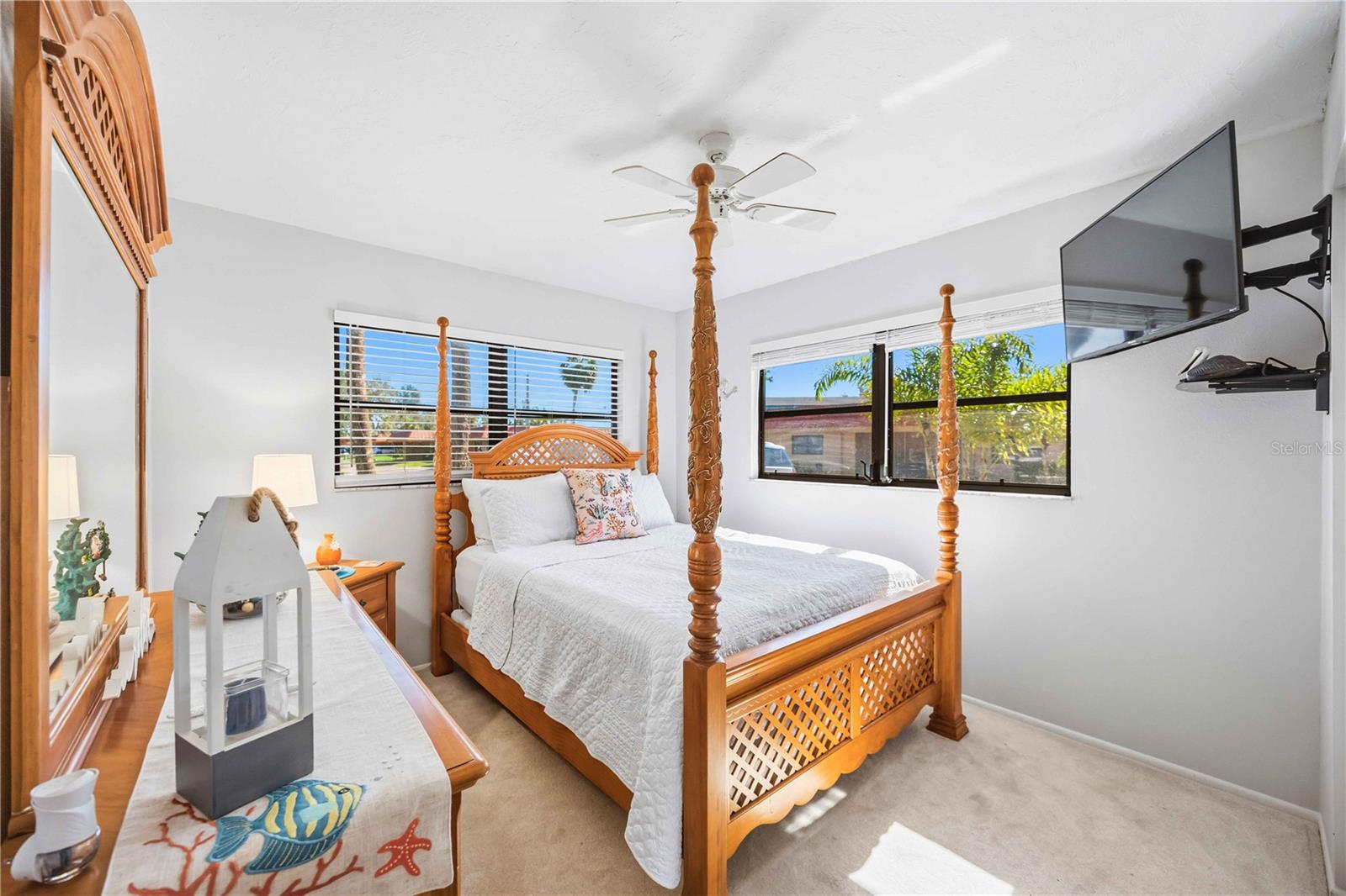 PALMA SOLA HARBOUR SEC 1 - Residential