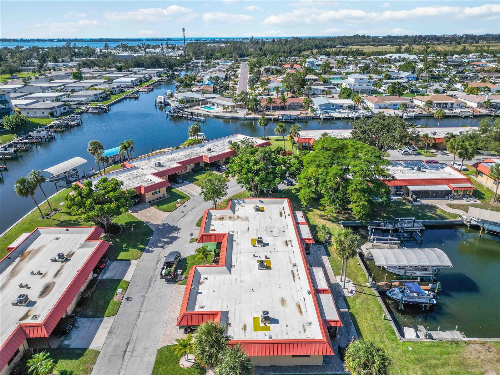 PALMA SOLA HARBOUR SEC 1 - Residential