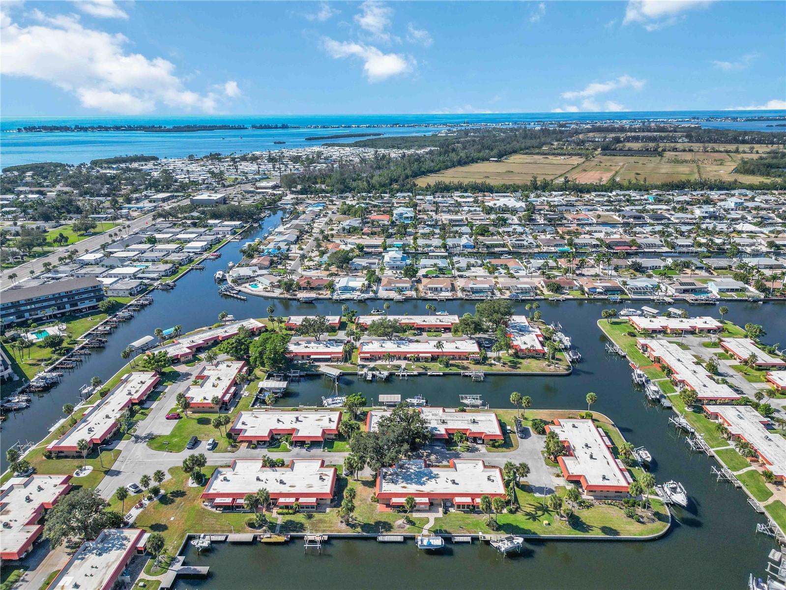 PALMA SOLA HARBOUR SEC 1 - Residential