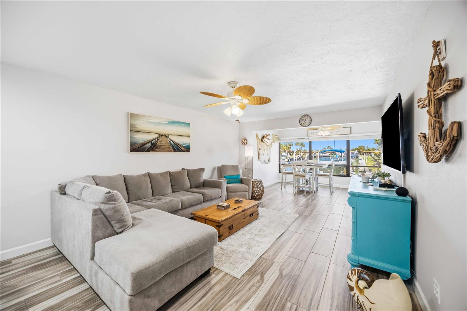 PALMA SOLA HARBOUR SEC 1 - Residential