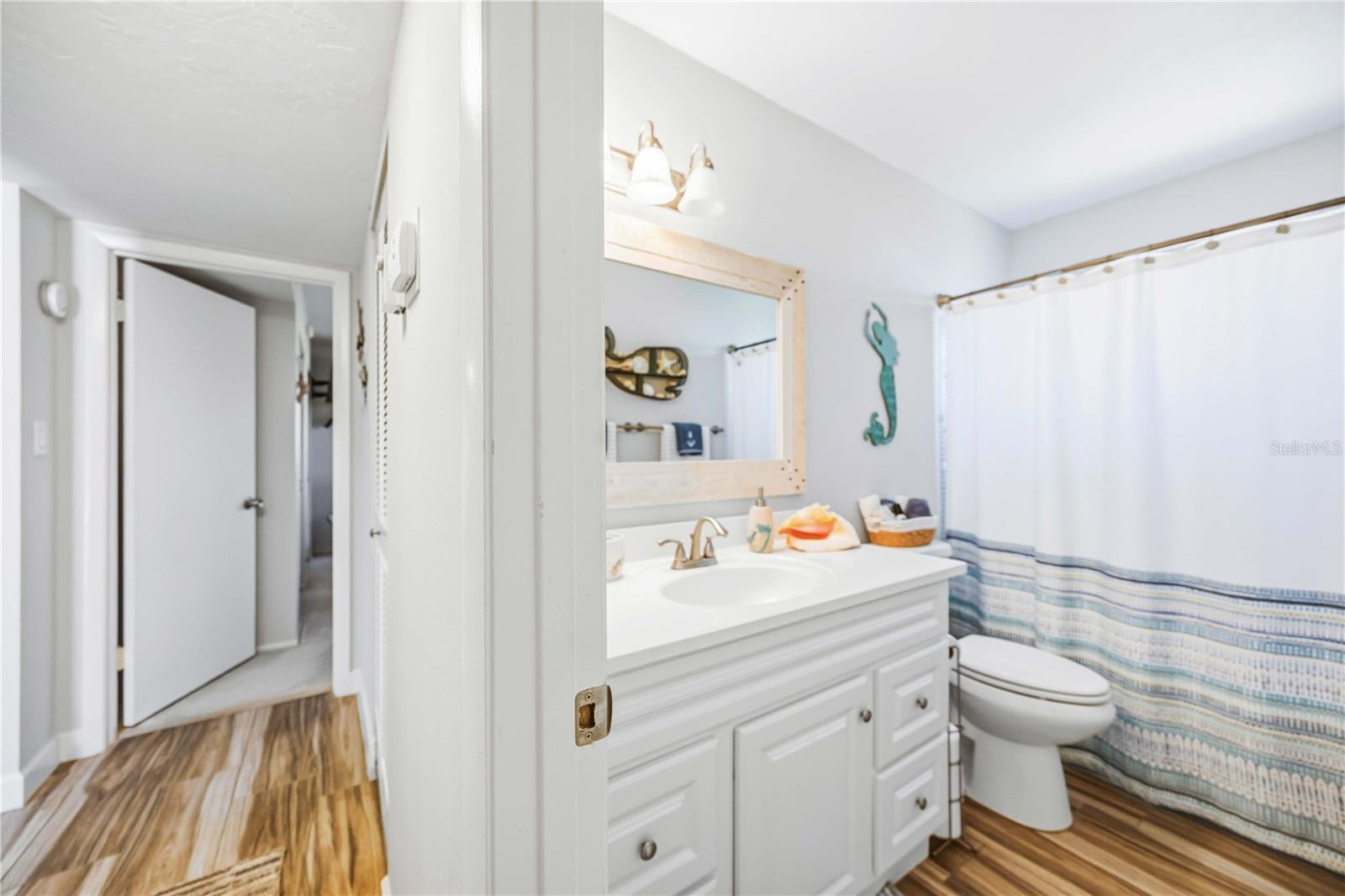 PALMA SOLA HARBOUR SEC 1 - Residential