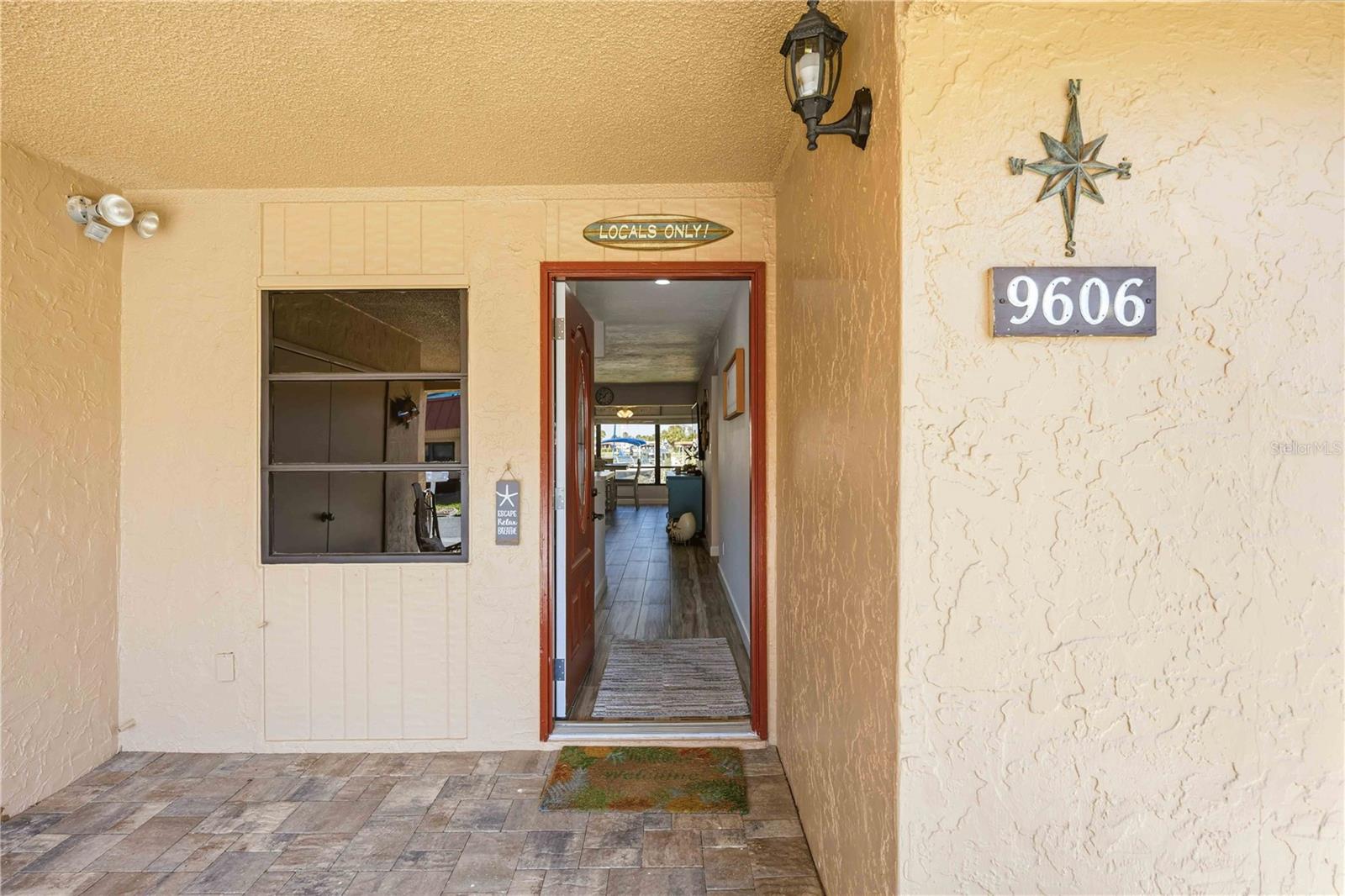 PALMA SOLA HARBOUR SEC 1 - Residential