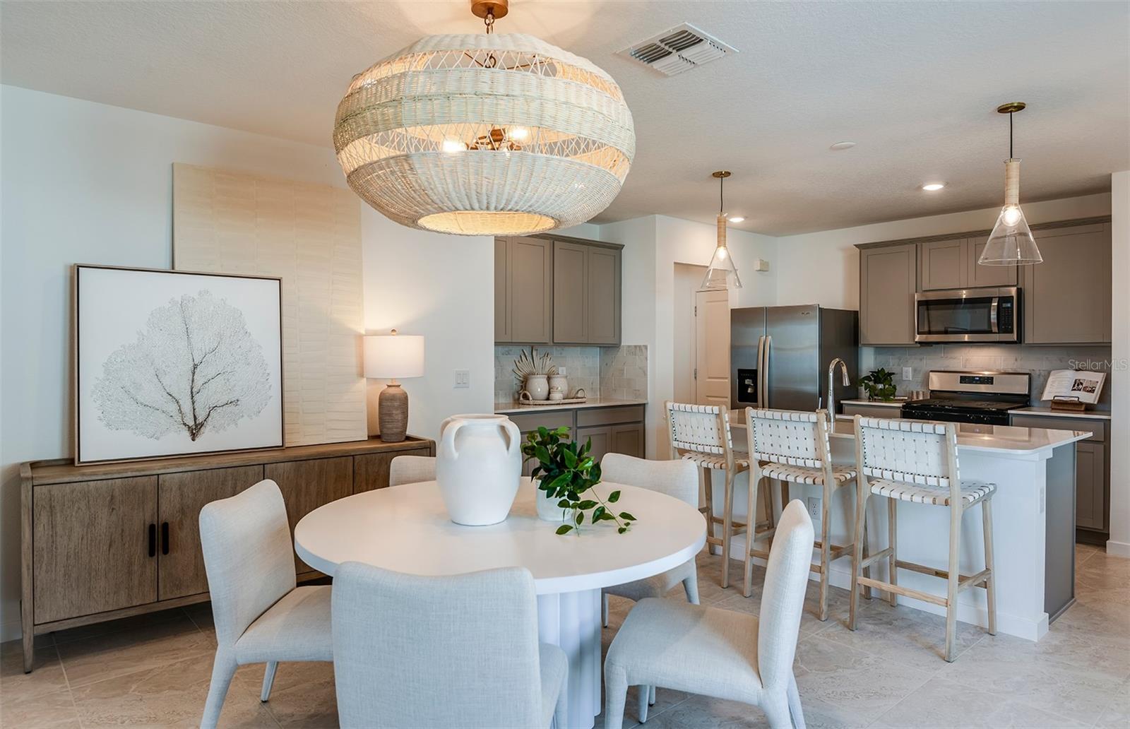 9975 TRELLIS VINE WAY