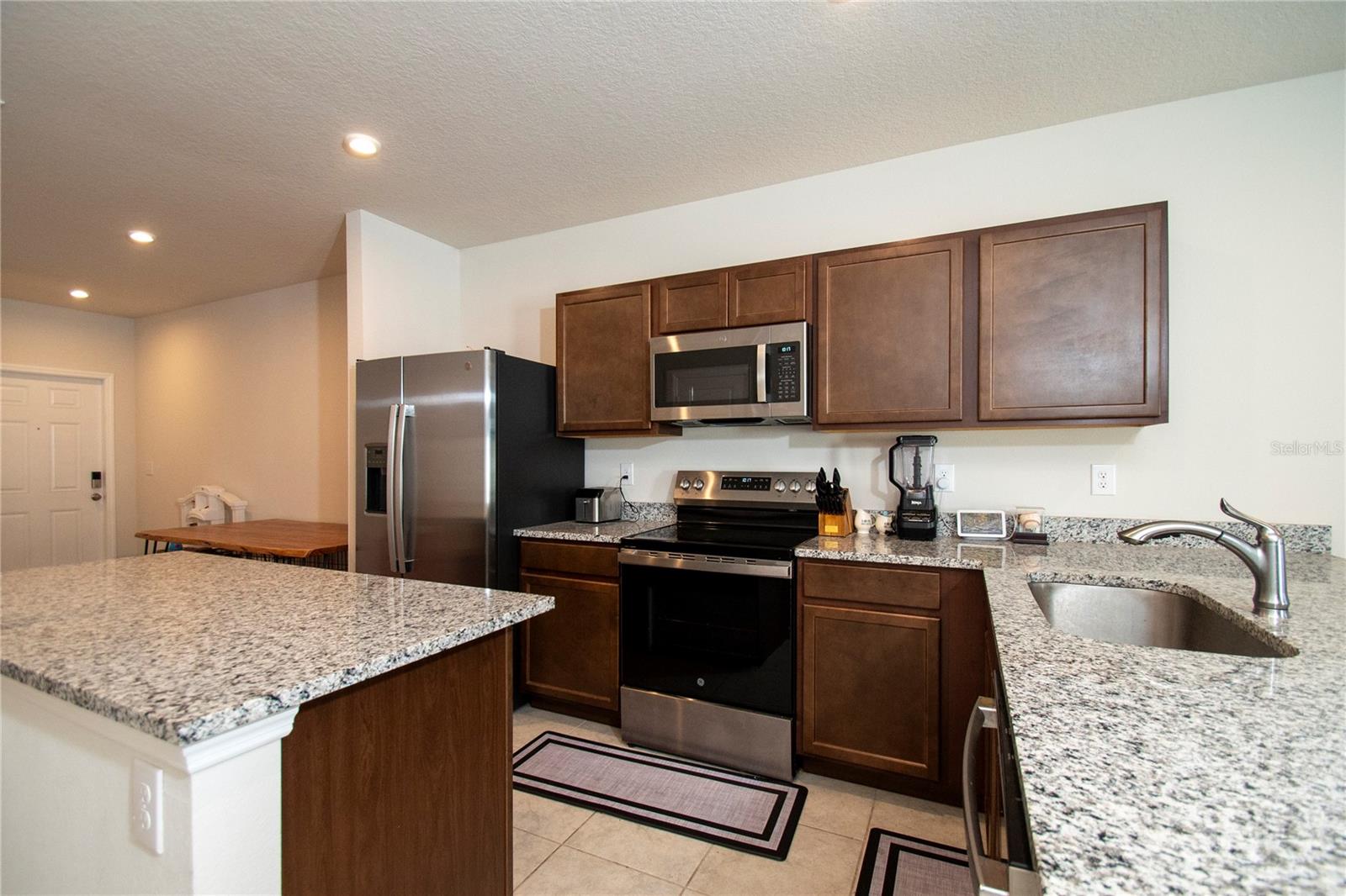 AVALON WOODS PH II - Residential