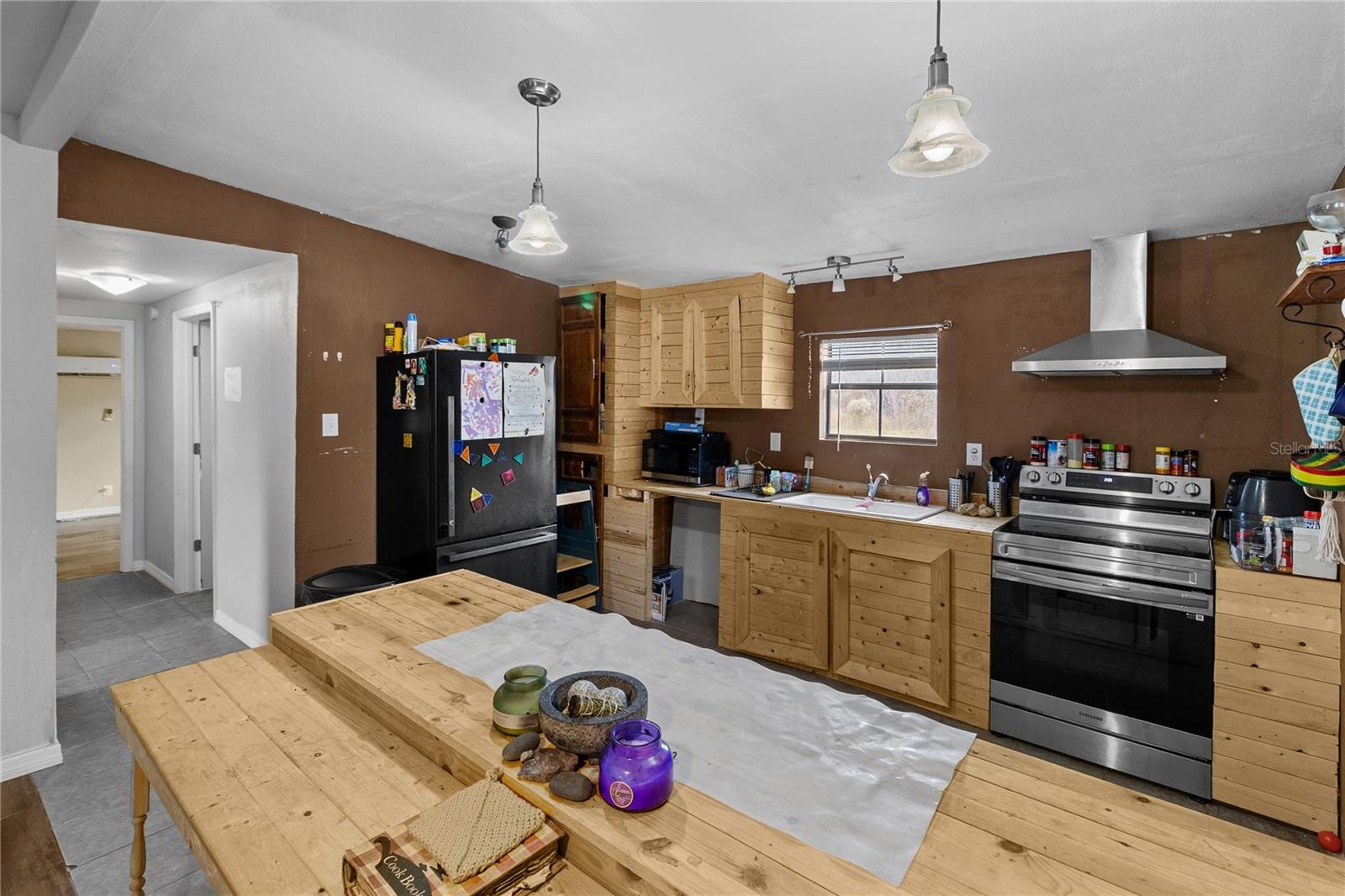 LITTLE PINE FARMS - Residential