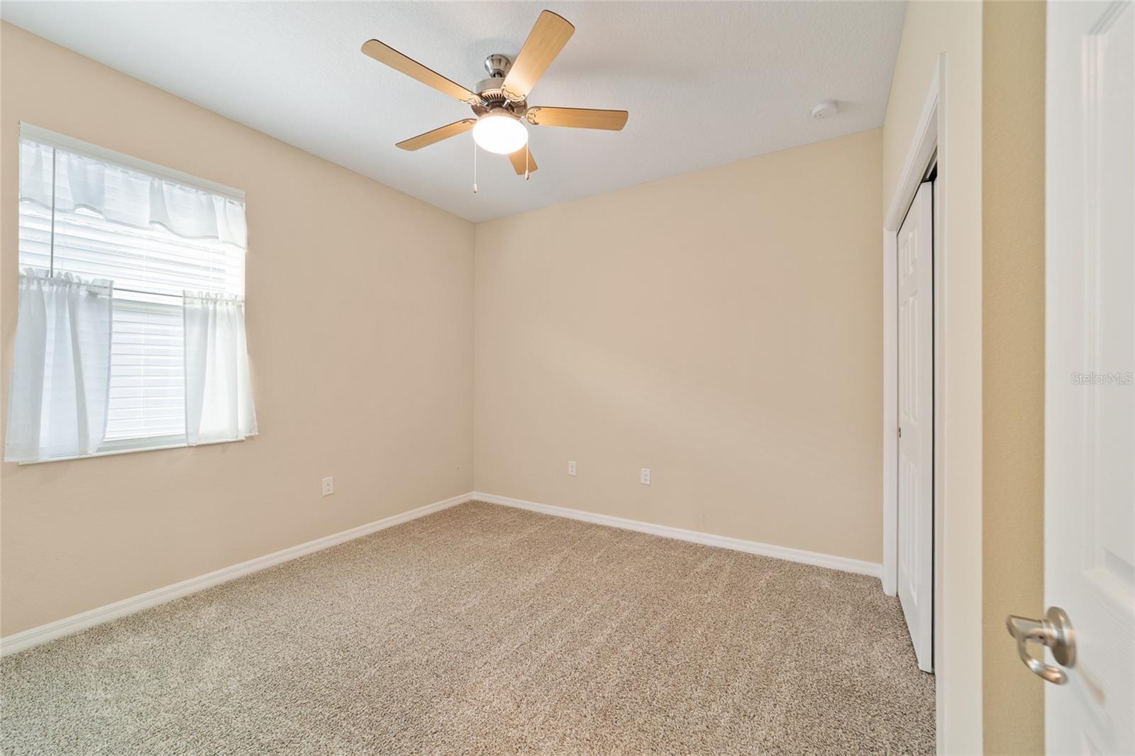 ON TOP OF THE WORLD - Residential