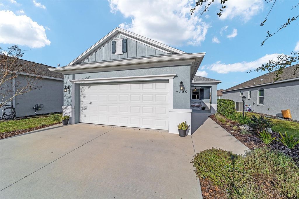 Photo of 9776 SW 100th Avenue Road, Ocala, FL 34481 (MLS # OM716582)