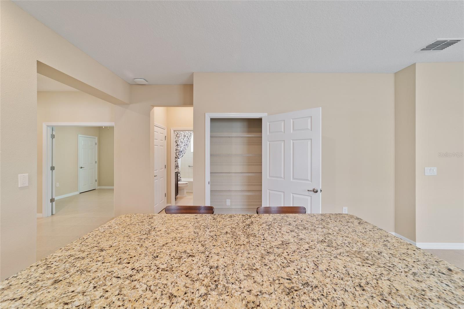 ON TOP OF THE WORLD - Residential