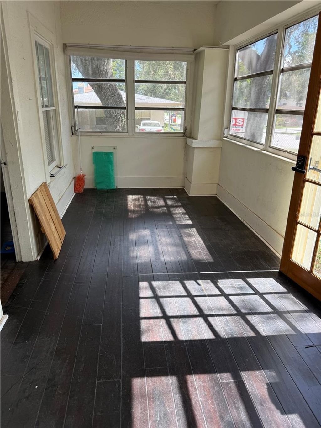 Photo of 810 Virginia Avenue, Tarpon Springs, FL 34689 (MLS # TB8408857)