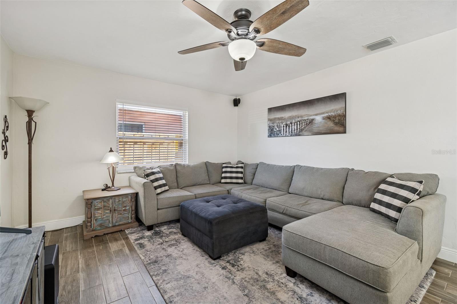 HOMELAND SUB - Residential