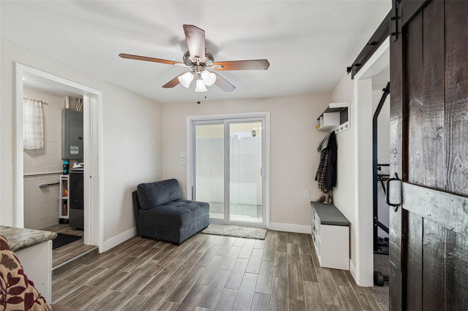 HOMELAND SUB - Residential