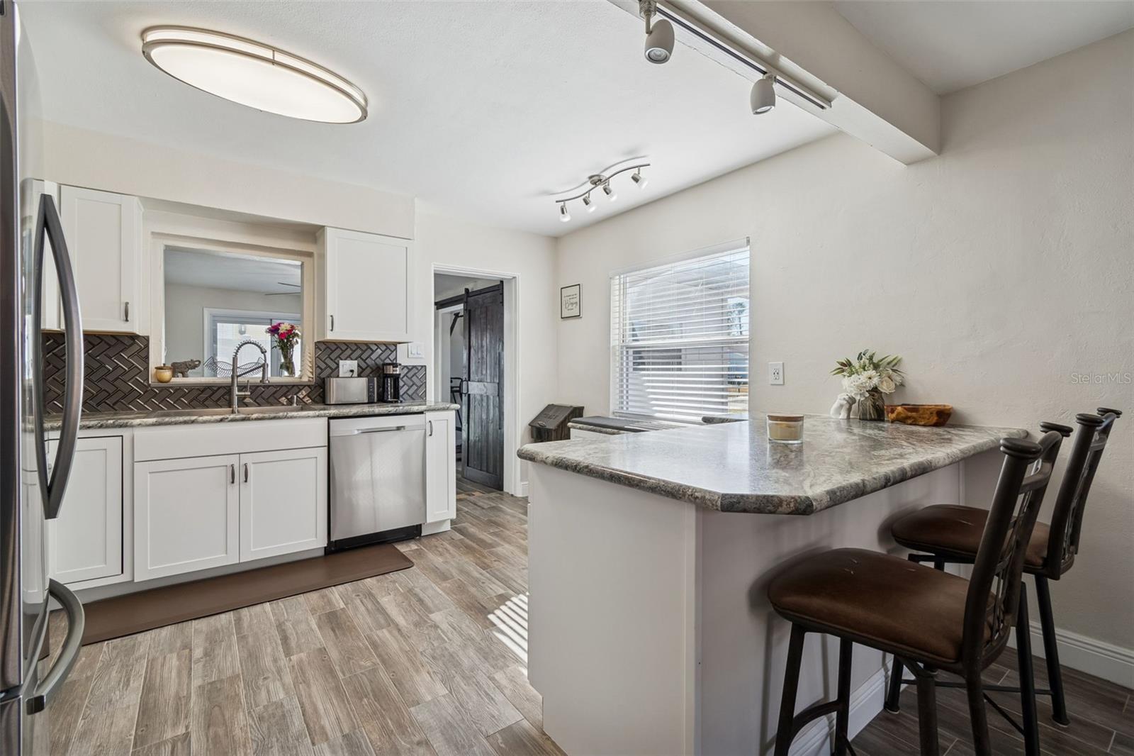 HOMELAND SUB - Residential