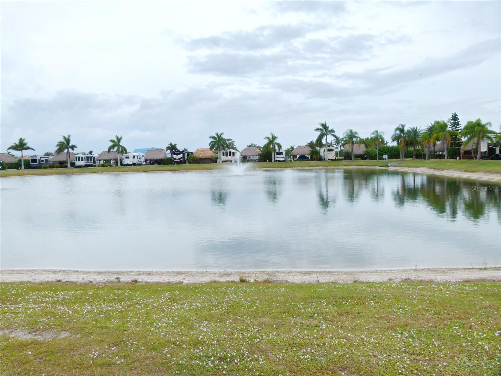 SILVER PALMS RV RESORT - Land