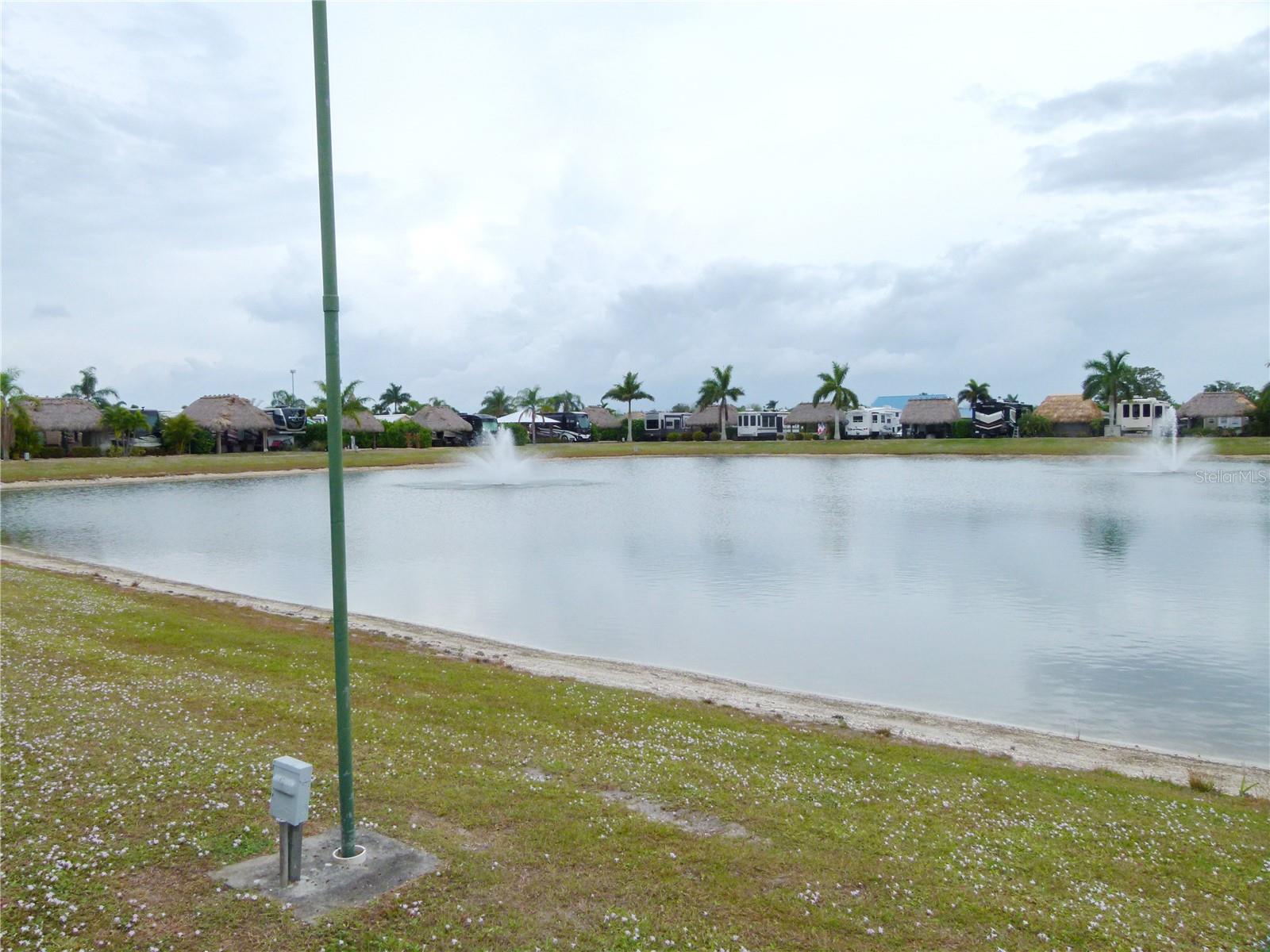 SILVER PALMS RV RESORT - Land