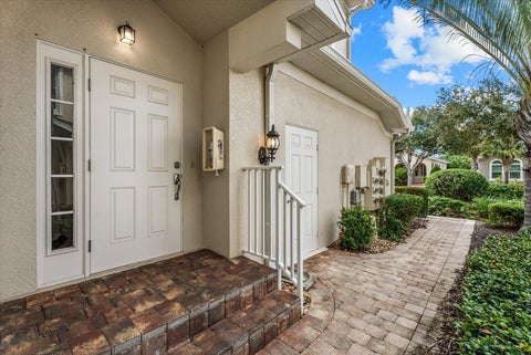 5725 Fossano Drive 706, Sarasota, FL 34238