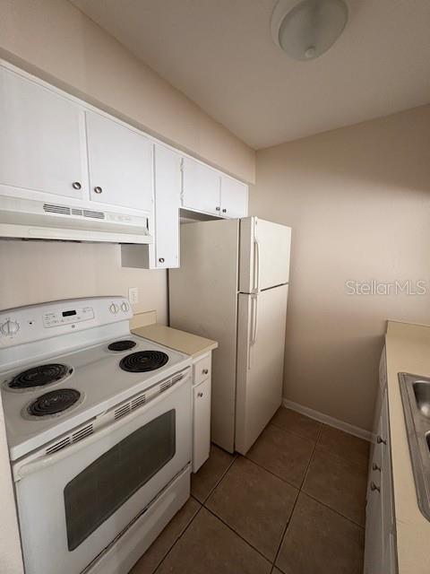 CRYSTAL GROVE - Residential Lease