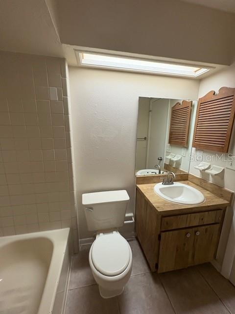 CRYSTAL GROVE - Residential Lease