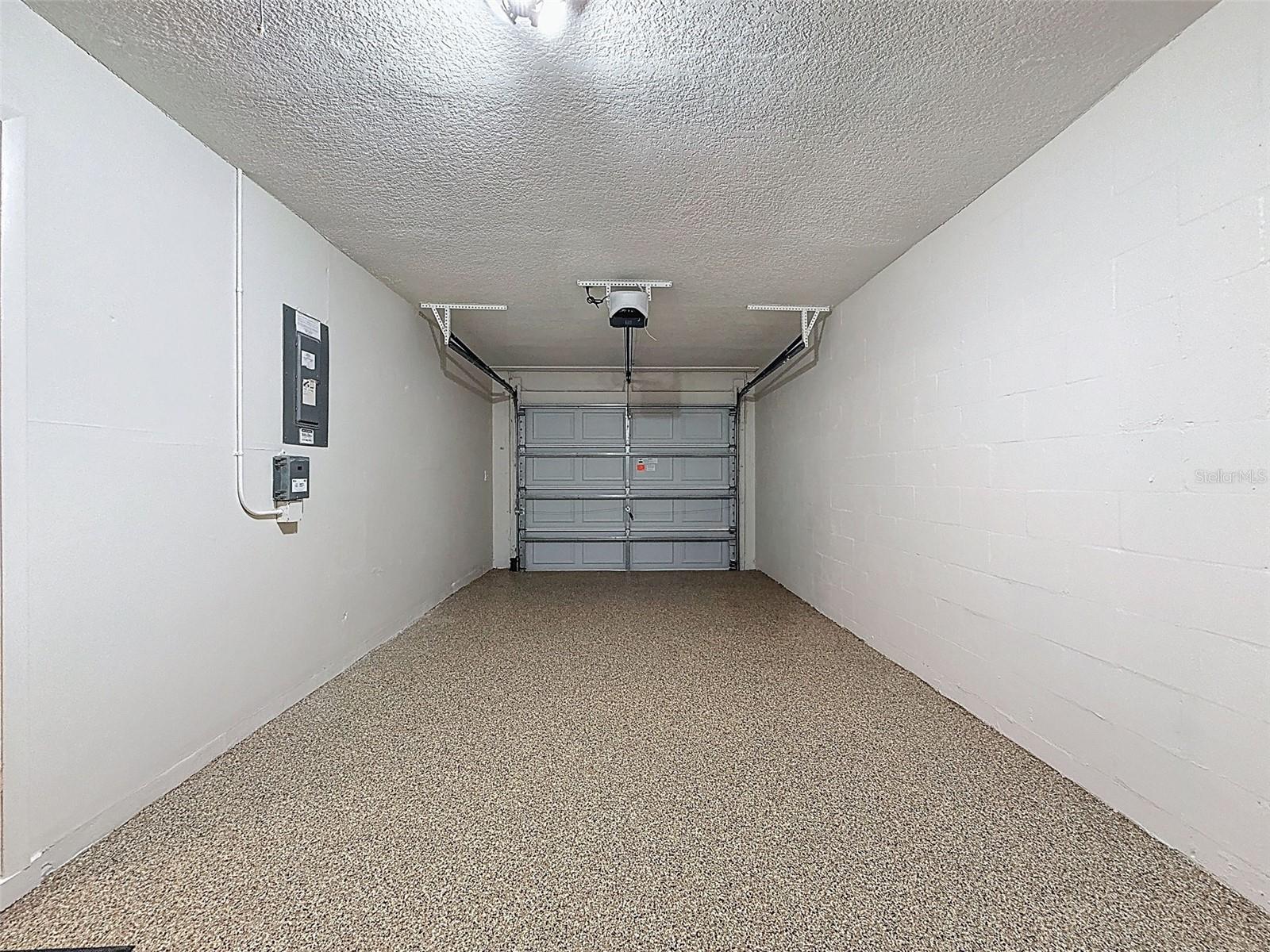 DOLLAR LAKE VILLAGE CONDO 02 - Residential