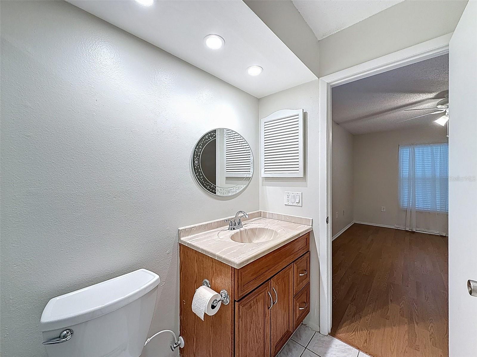 DOLLAR LAKE VILLAGE CONDO 02 - Residential