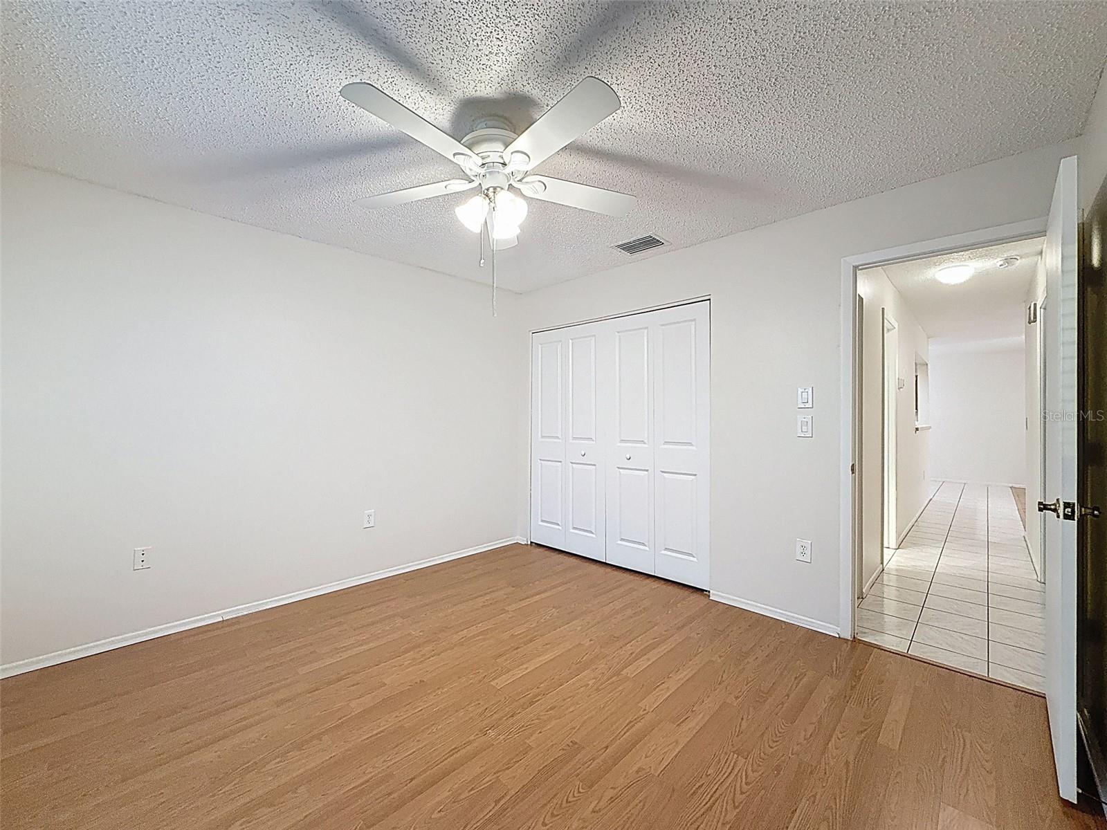 DOLLAR LAKE VILLAGE CONDO 02 - Residential