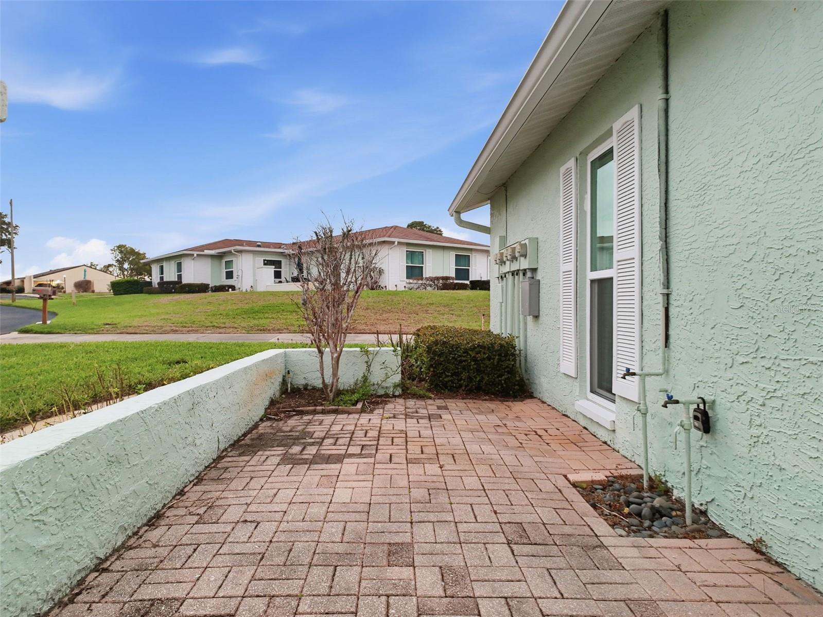 DOLLAR LAKE VILLAGE CONDO 02 - Residential