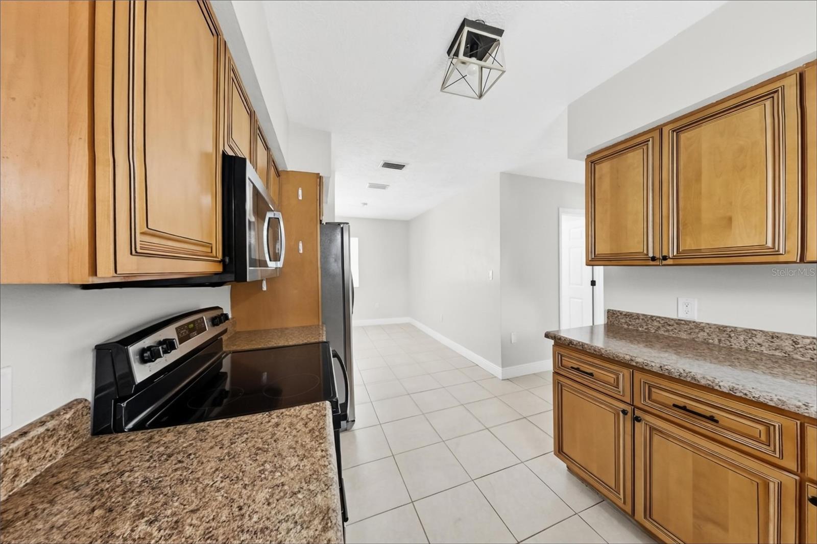 3312 32ND STREET W, BRADENTON, FL, 34205 4 3312 32ND STREET W