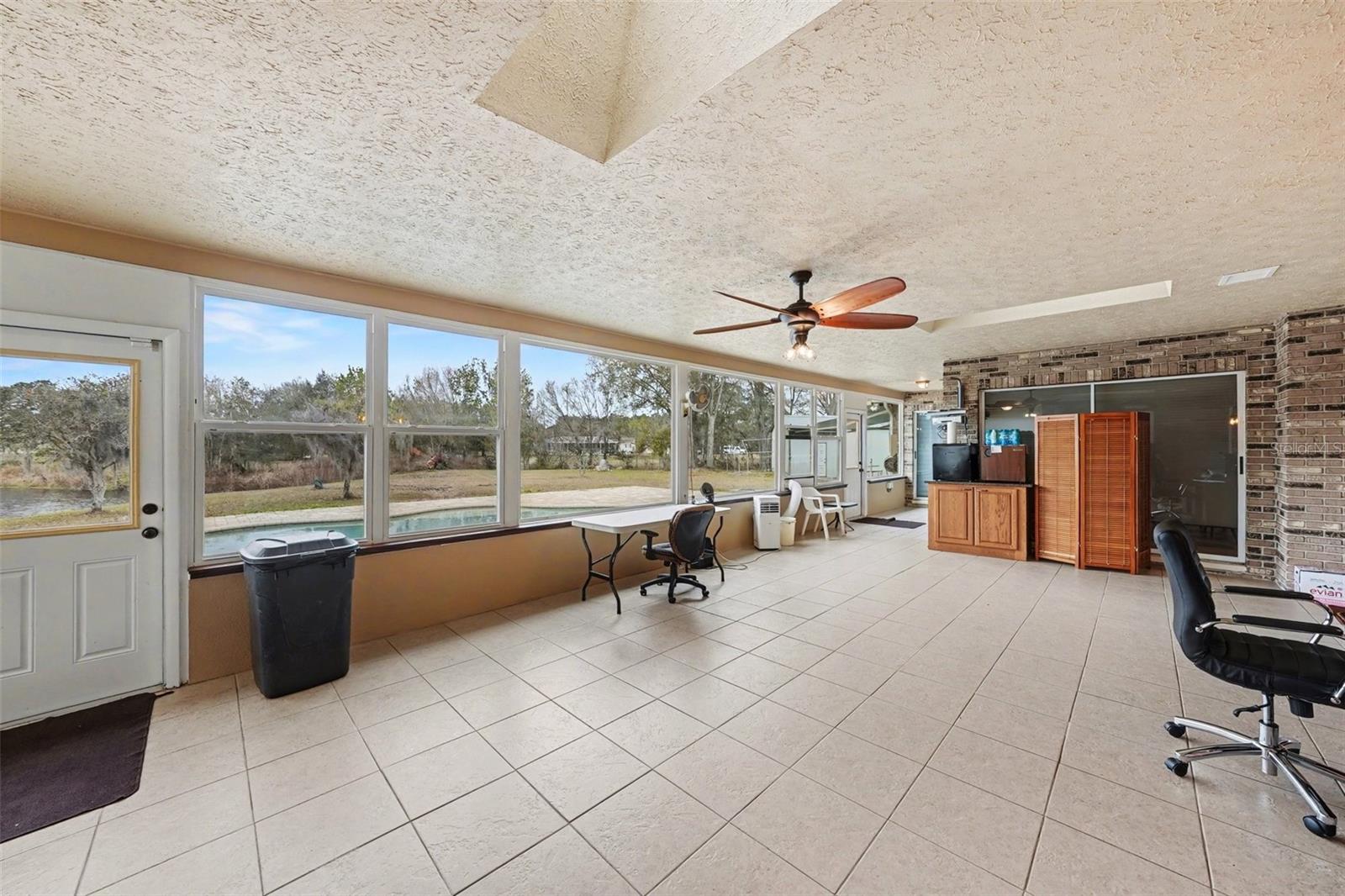 FOX RIDGE - Residential