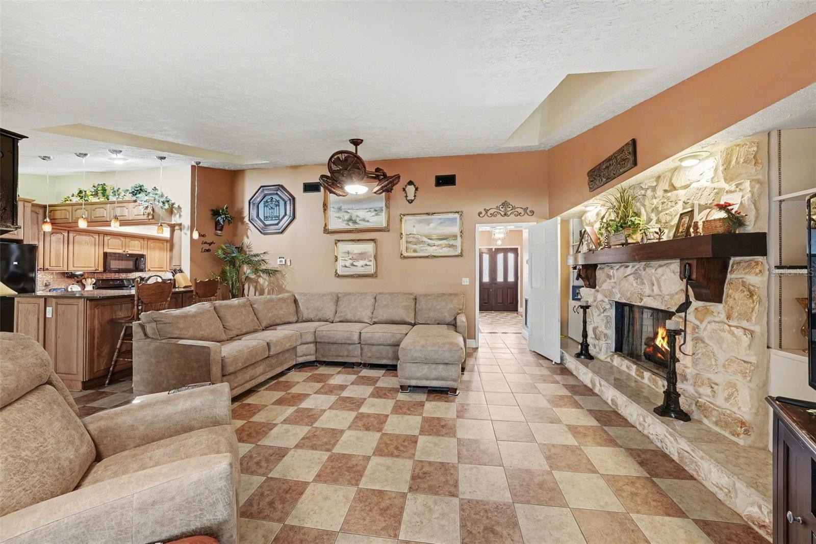 FOX RIDGE - Residential