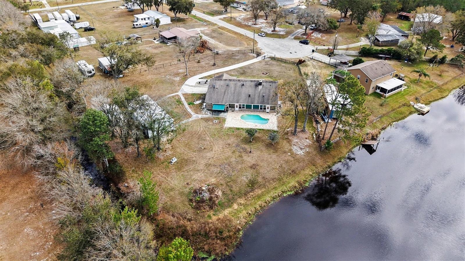 FOX RIDGE - Residential