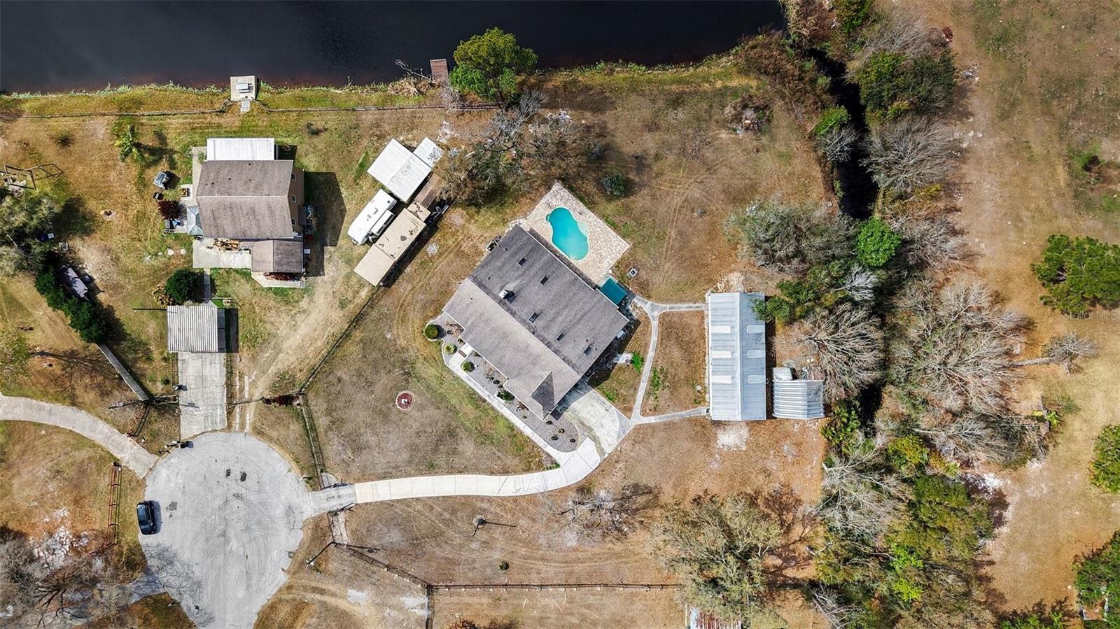 FOX RIDGE - Residential