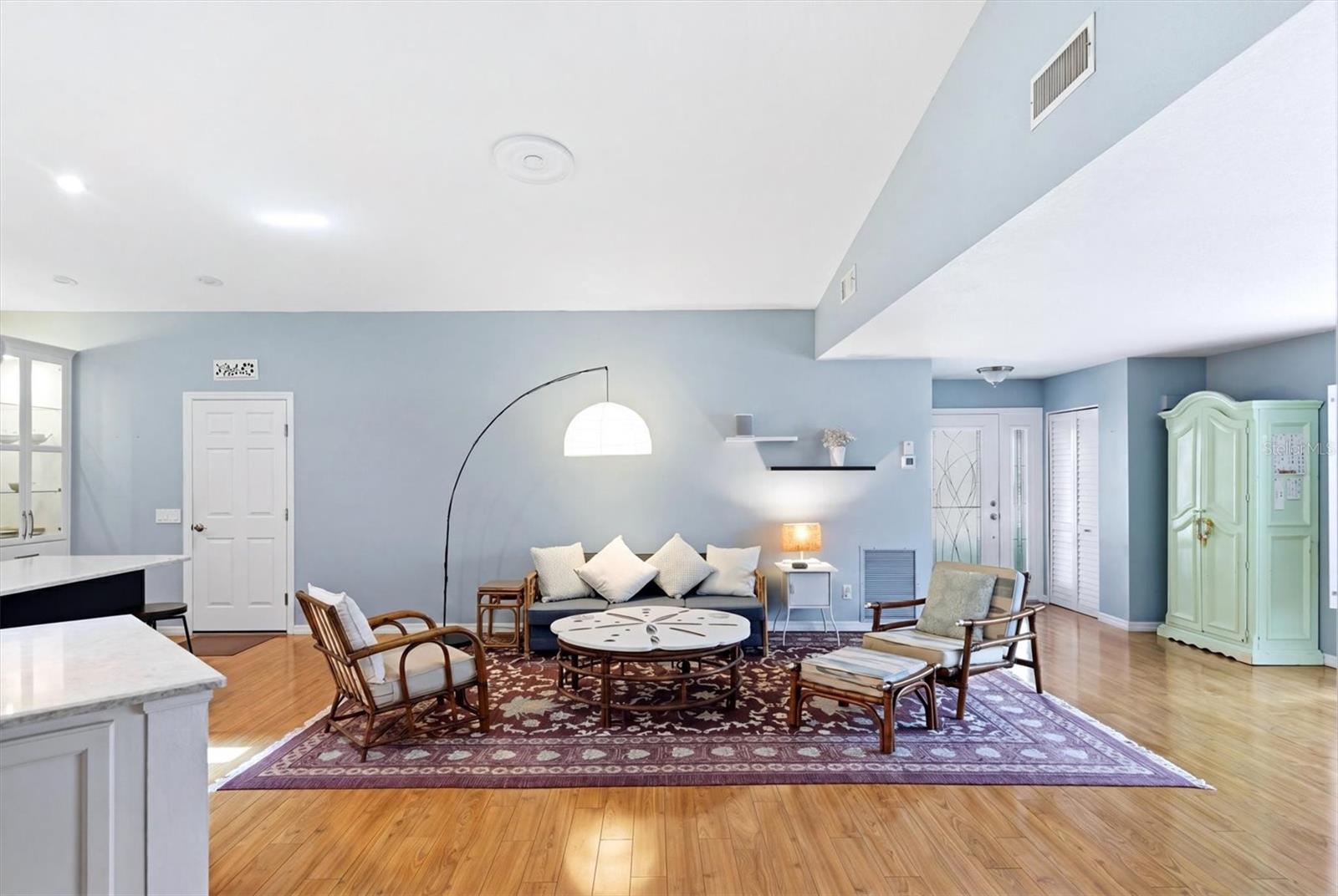 5723 GARDEN LAKES PALM