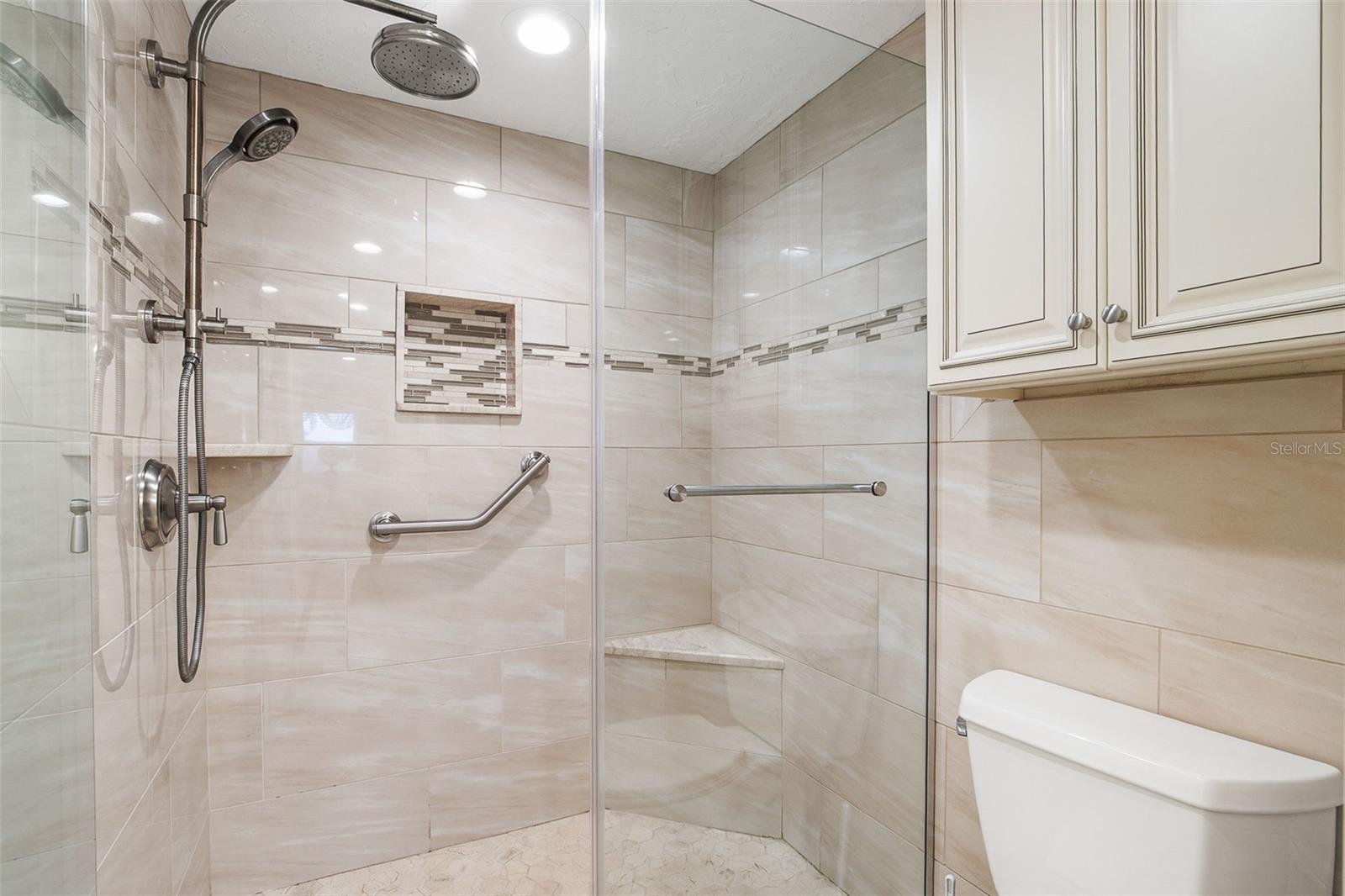 LAKES OF CAPRI - Residential