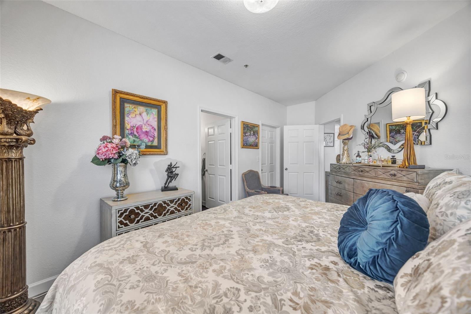 BEACHWALK CONDO - Residential