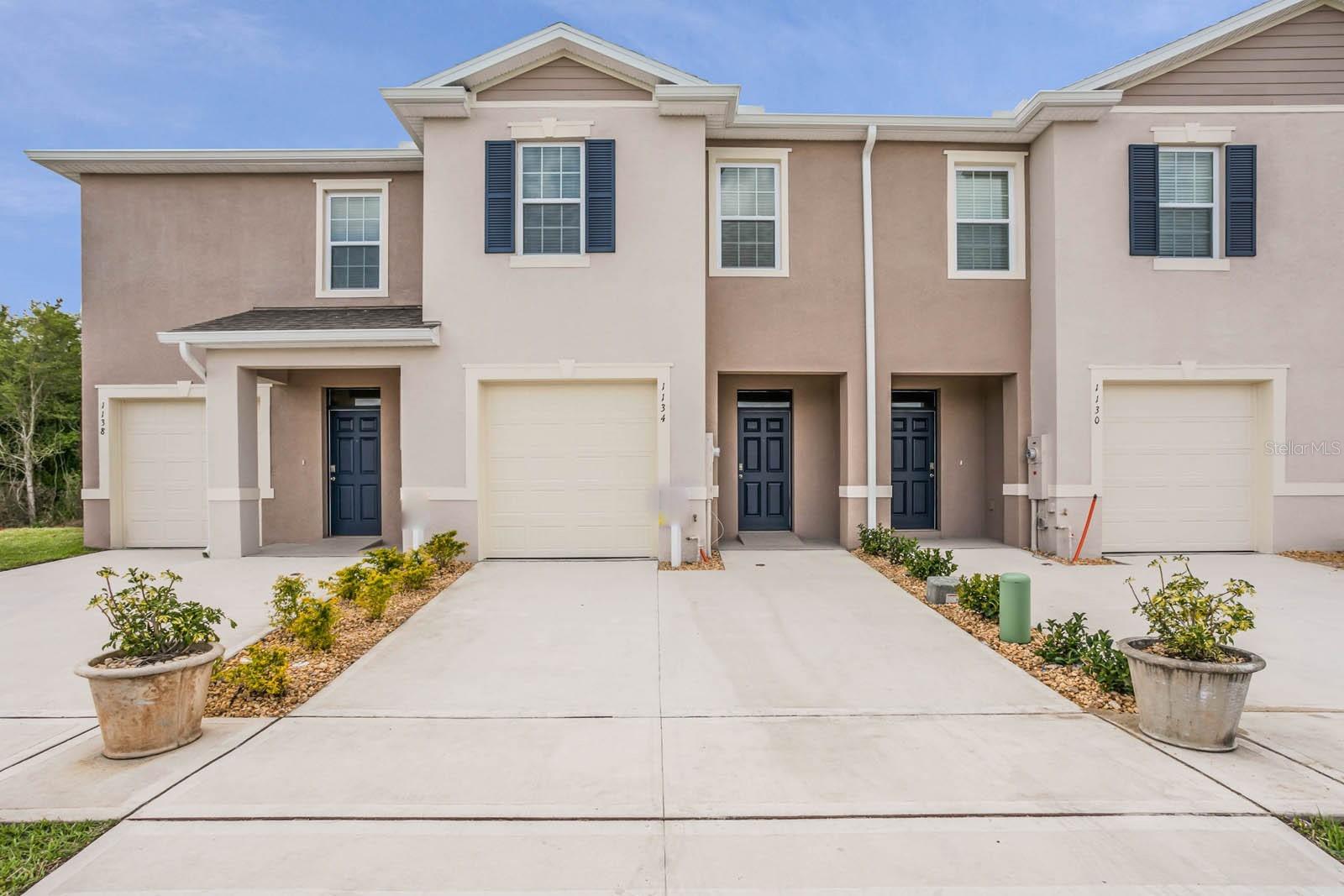 View HOWEY IN THE HILLS, FL 34737 townhome