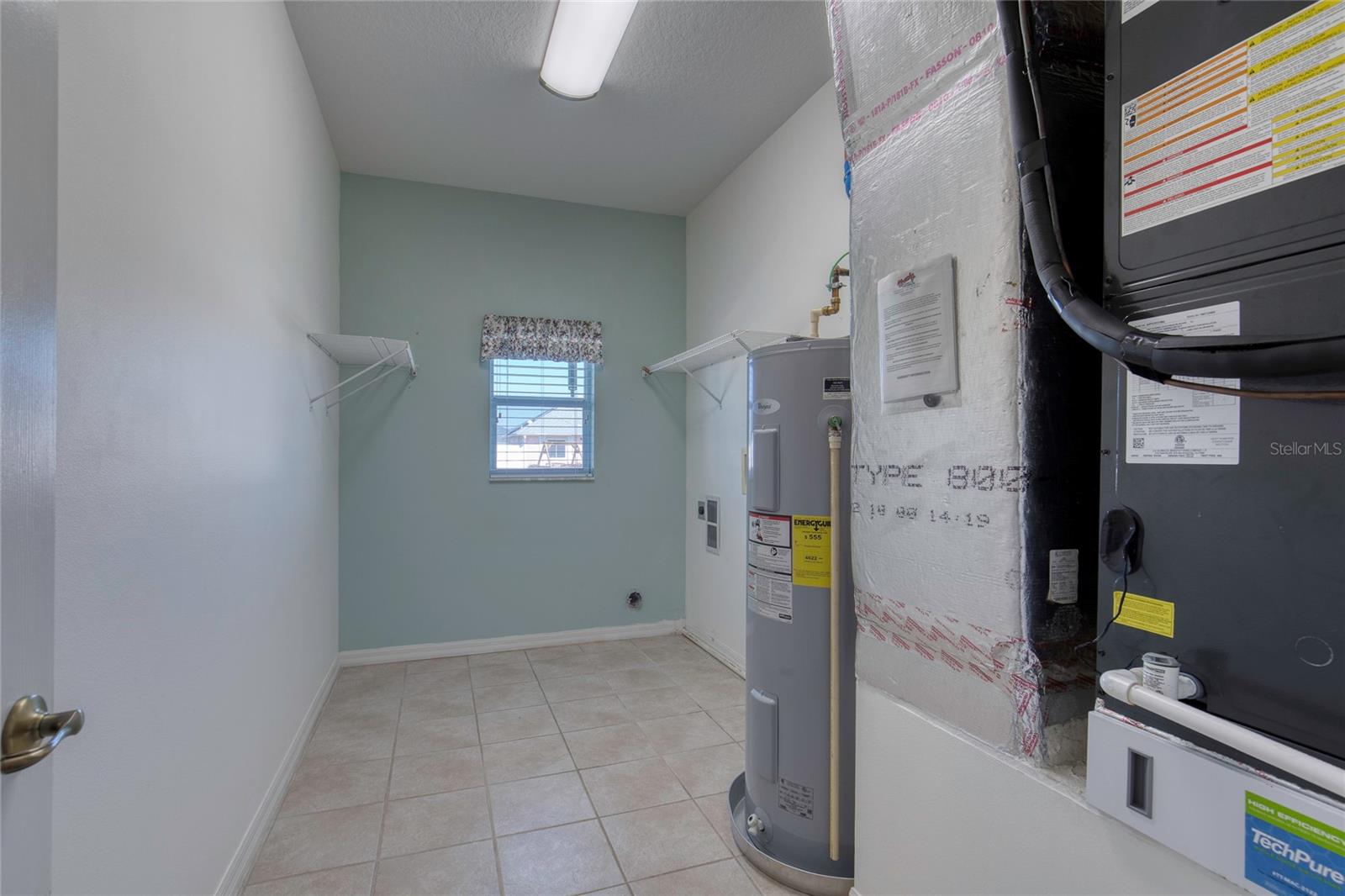 PENINSULA WINDS - Residential