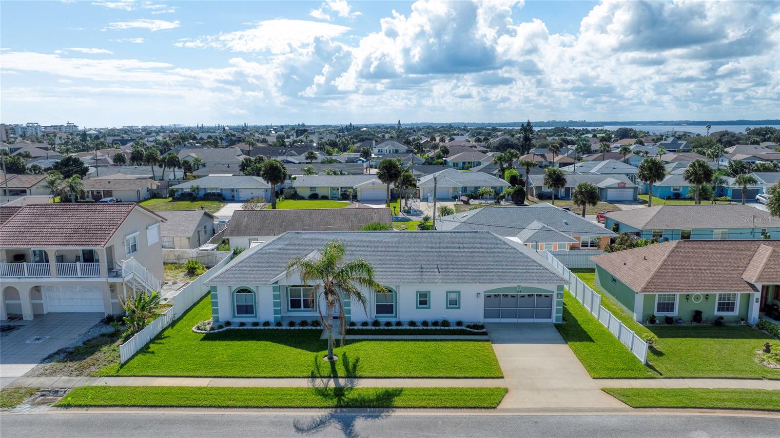 PENINSULA WINDS - Residential