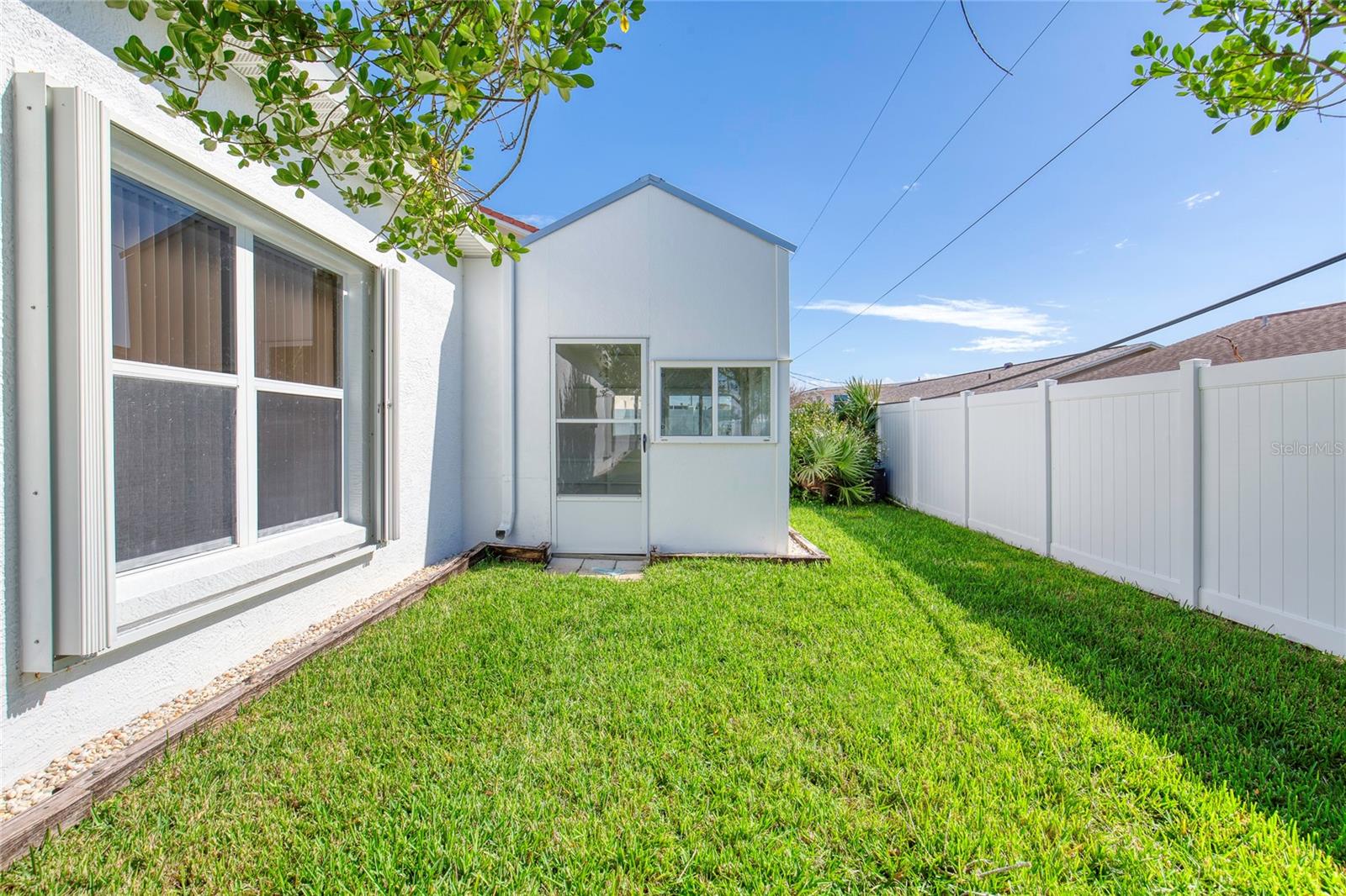 PENINSULA WINDS - Residential