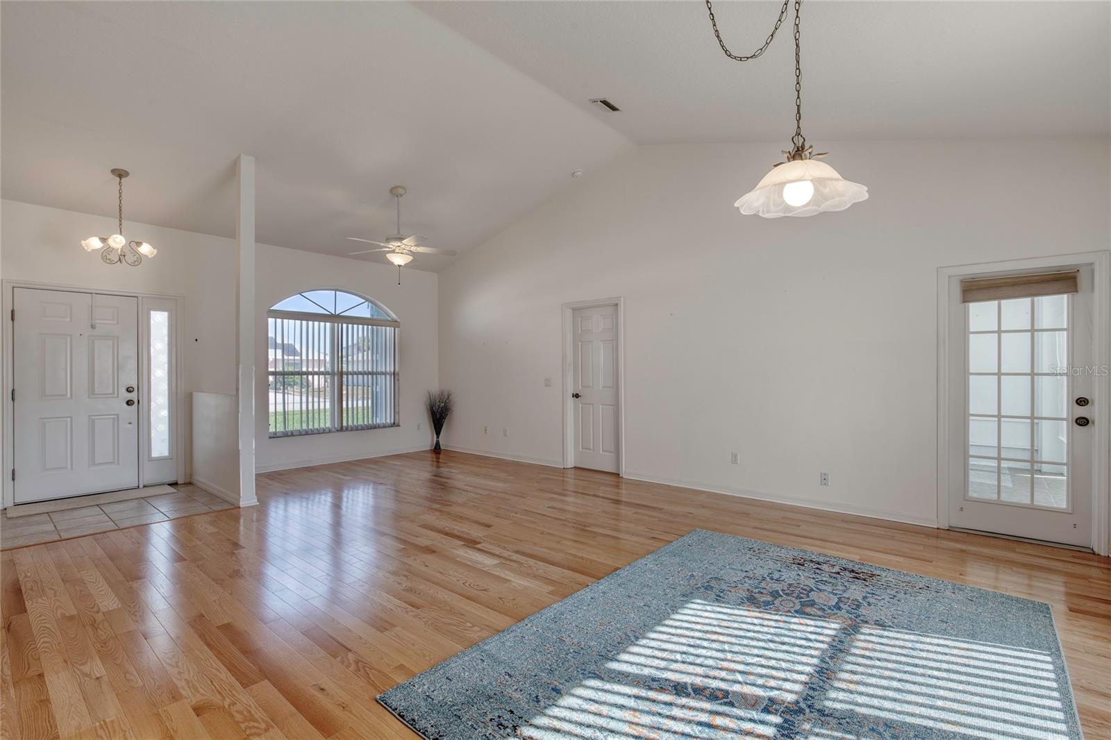 PENINSULA WINDS - Residential