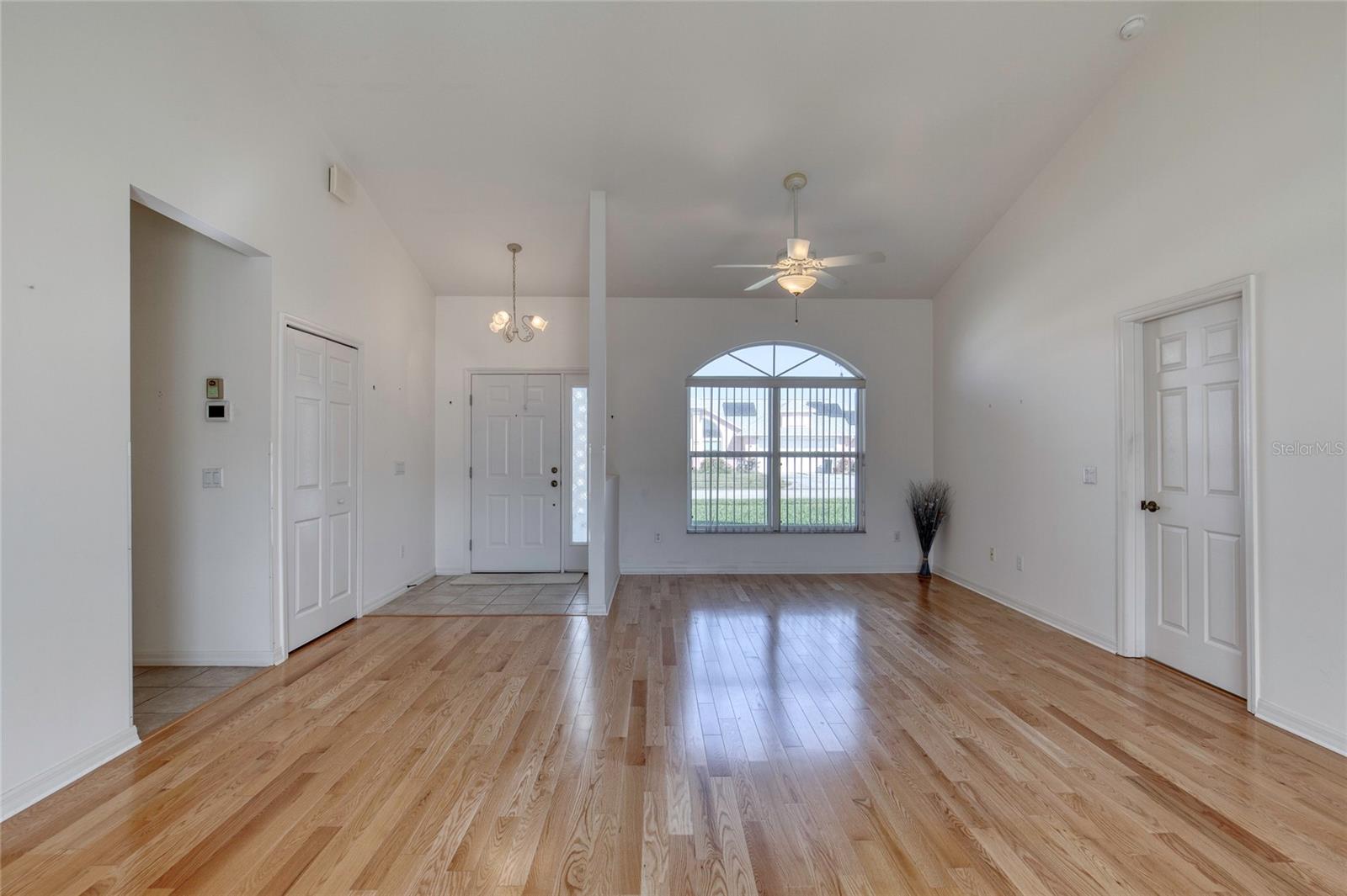 PENINSULA WINDS - Residential